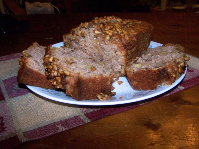 This bread is very hearty and rich, along the lines of carrot cake or pumpkin muffins.
