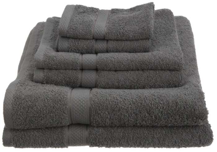 Another affordable option is this 4 piece set from Pinzon. It's one of the more popular towel sets on the market in 2018.
