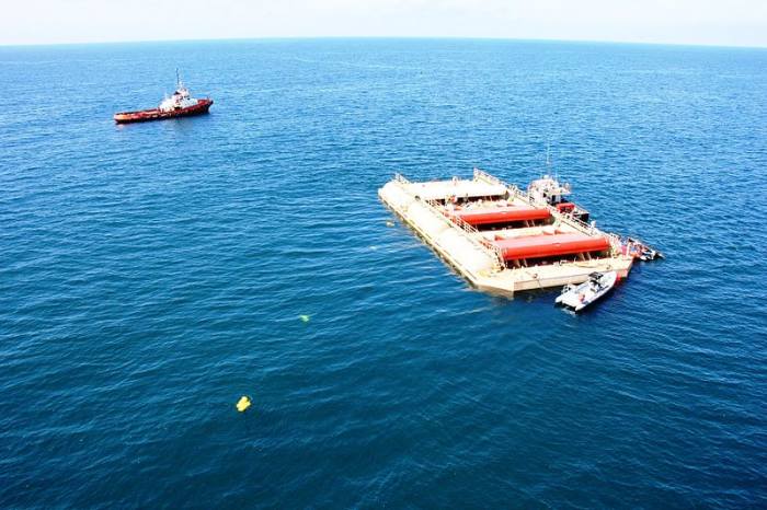 Wave roller power plant delivers electricity to the Portuguese grid. Photo by AW Energy Oy, courtesy Wikimedia Commons.