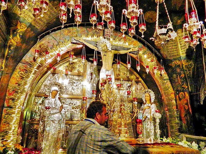 Jesus dies on the cross. It was about the sixth hour, and darkness came over the whole land until the ninth hour, for the sun stopped shining and the curtain of the temple was torn in to two. "Father, into Your hands I commit my spirit." (Stn. 12)