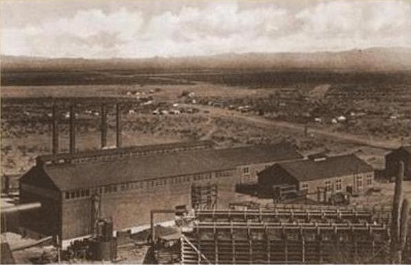 The Sasco Power House with the town in the background (1921).