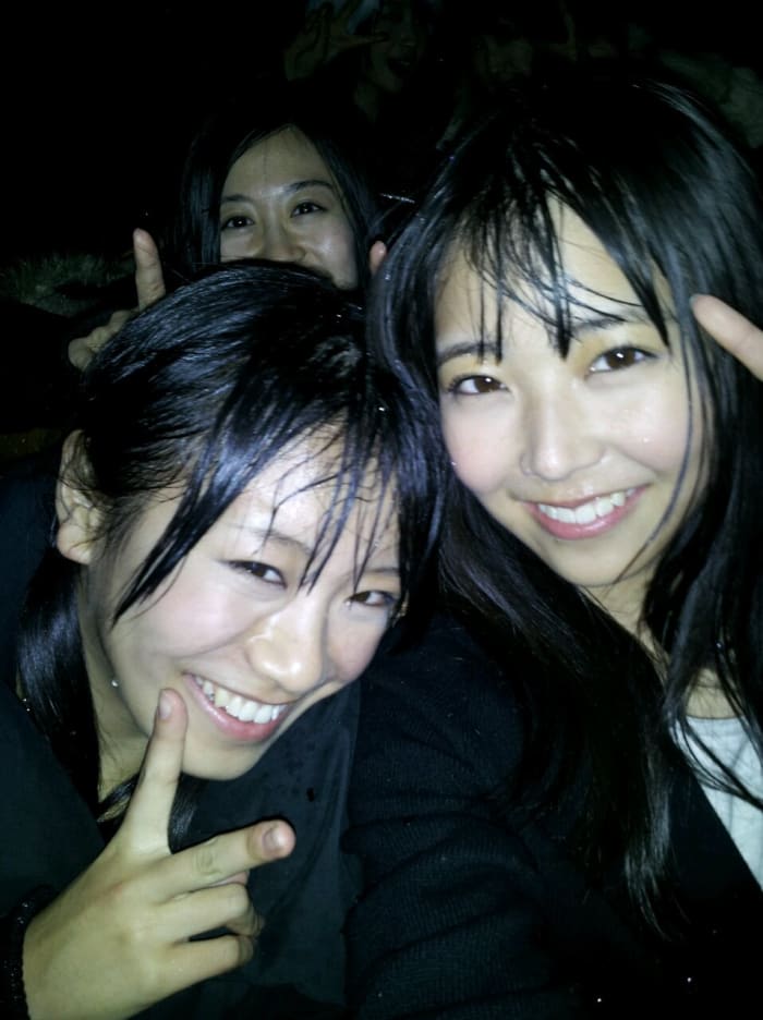 With Miru Shiroma (right) and now former AKB48 member Aina Fukumoto (left). You can see Kei in the background as her face can be seen in the upper corner of this photo.