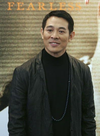 sexymen-in-martial-arts-movies