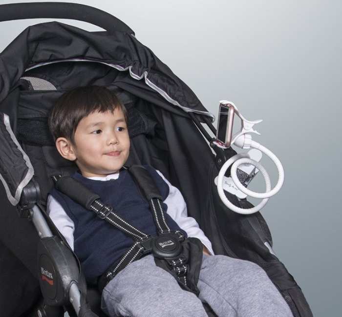 This clip-on holder is the extra hand any mom needs to hold baby bottles, phones, snacks and anything she can think of.