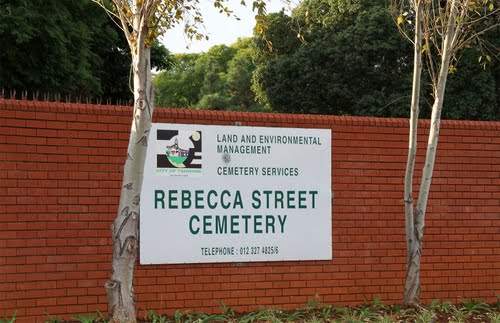 The Rebecca Street Cemetery trip was only on Sundays, with an hour waiting time inside the cemetery.