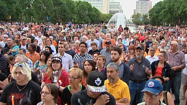 The steps of the Alberta legislature in Edmonton. The large crowd at Wednesday night's (August 24) vigil included many people who aren't NDP supporters but nevertheless came to pay their respects to party leader Jack Layton.