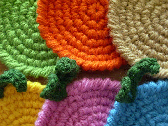 COLORFUL FRUIT COASTERS by Ornella (Hellomomo) on Ravelry