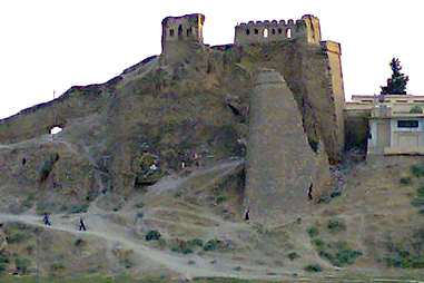 Bash Tapia Castle, part of Mosul's defensive wall since the 12th century, was a significant archaeological site, damaged in the Iraqi civil war in 2014, and reported destroyed by ISIL in April 2015