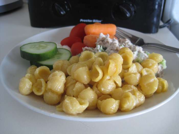 One of my favorite foods to serve with tuna or chicken salad is macaroni and cheese. Sometimes I choose to serve additional veggies alongside tuna or chicken salad instead of mixing them all into the salad.