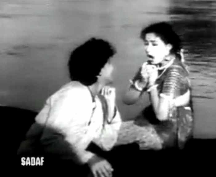 Baiju Bawra, featuring Meena Kumari & Bharat Bhushan, is a landmark musical in Bollywood history. It ushered in an era of songs based on classical ragas, often referred as the 'Golden Era' of Bollywood music.