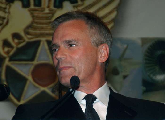 Richard Dean Anderson was made an honorary USAF Brigadier General by General John P. Jumper in 2004 for his work in TV's Stargate SG-1 for his positive portrayal of the USAF.