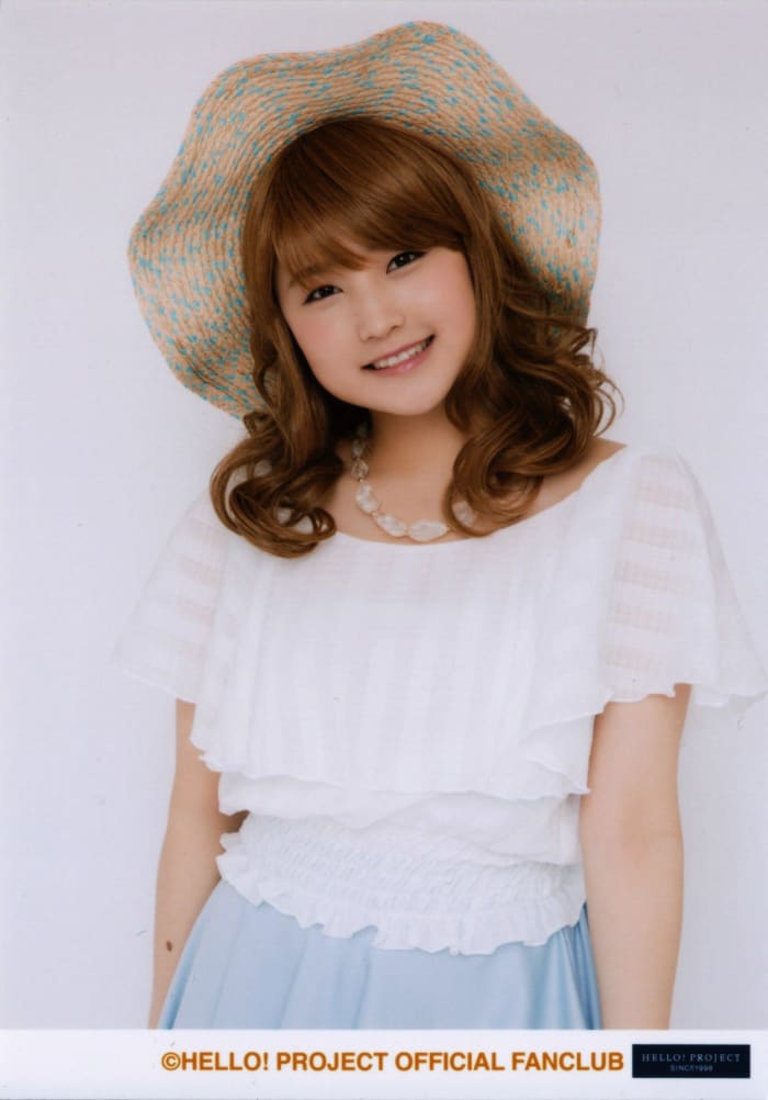 This photo of Sayashi was taken in April 2016. She is very cute just like 10th generation member Ayumi Ishida!