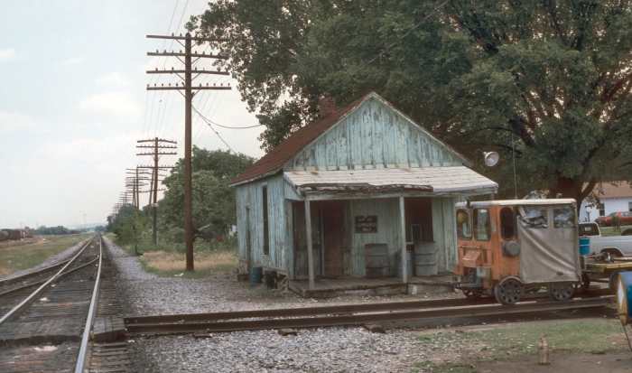 Muskogee in '88. The place where the GSC's founding Mothers gave birth to a legend. In honor of this event, the entire area is an open air museum, progress and time has literally frozen.