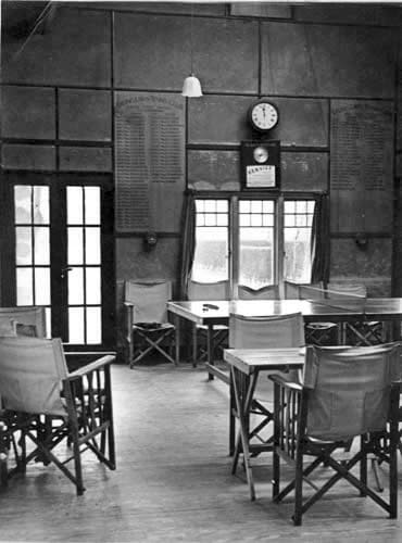 Ealing LTC clubhouse in 1938. Guy had moved away to Worthing in 1930, but this interior seems likely to have changed little during that time.