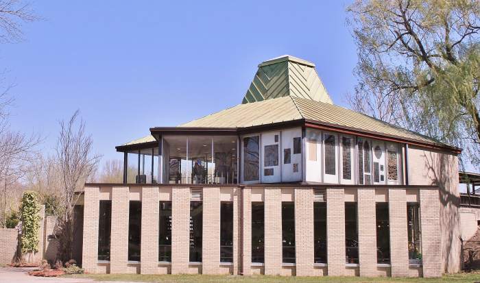 Blenko's gift shop is downstairs, while an area that displays Blenko art glass through the years is upstairs, along with the walkway that leads to an overlook, from which visitors can watch the glass-making process.