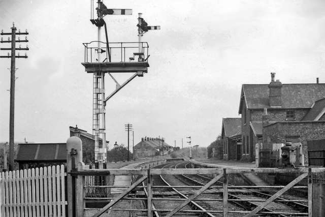 Boosbeck Station - Boosbeck's train services also provided nearby Lingdale with passenger links to Whitby and Scarborough going east, Guisborough and Middlesbrough to the west