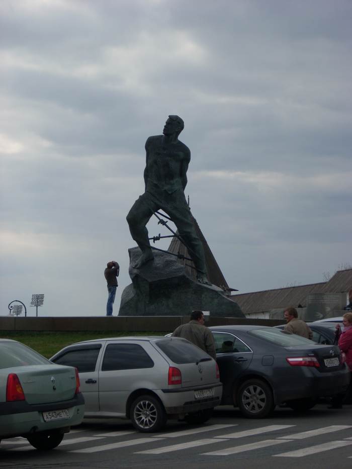 Statue of Musa Cälil at the entrance to the Kazan Kremline. Musa Cälil was a poet and Tartar resitance fighter who was honored with many military awards for heroic actions in battle post-humously.