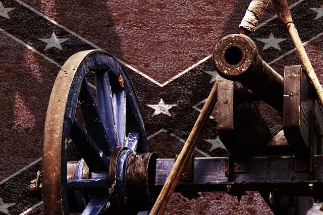 Cannon used by the Southern States. The war was essentially a conflict between northern and southern states, triggered by the election of President Lincoln.