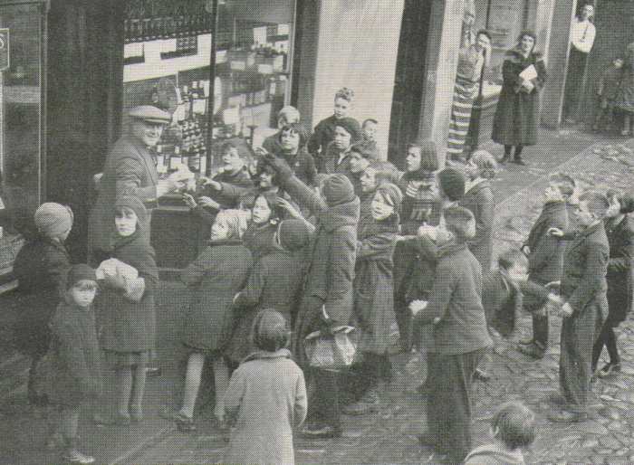 "Seekin' their cakes in Fife". Children claiming their hogmanay in the first half of the 20th Century.