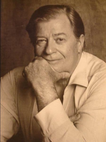 Gai-jin author James Clavell, probably contemplating how many drinking scenes he has to include in Gai-Jin to make his 1,200 page minimum.