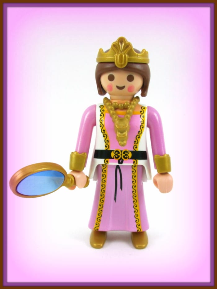 Playmobil Medieval Princess or she could be a Queen with a beautiful gold crown and a necklace, and the mirror is really a working mirror, She has great accessories ...