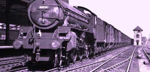 Class B1 61030 of Stockton-on-Tees mpd (51E) negotiates Northallerton with a southbound goods