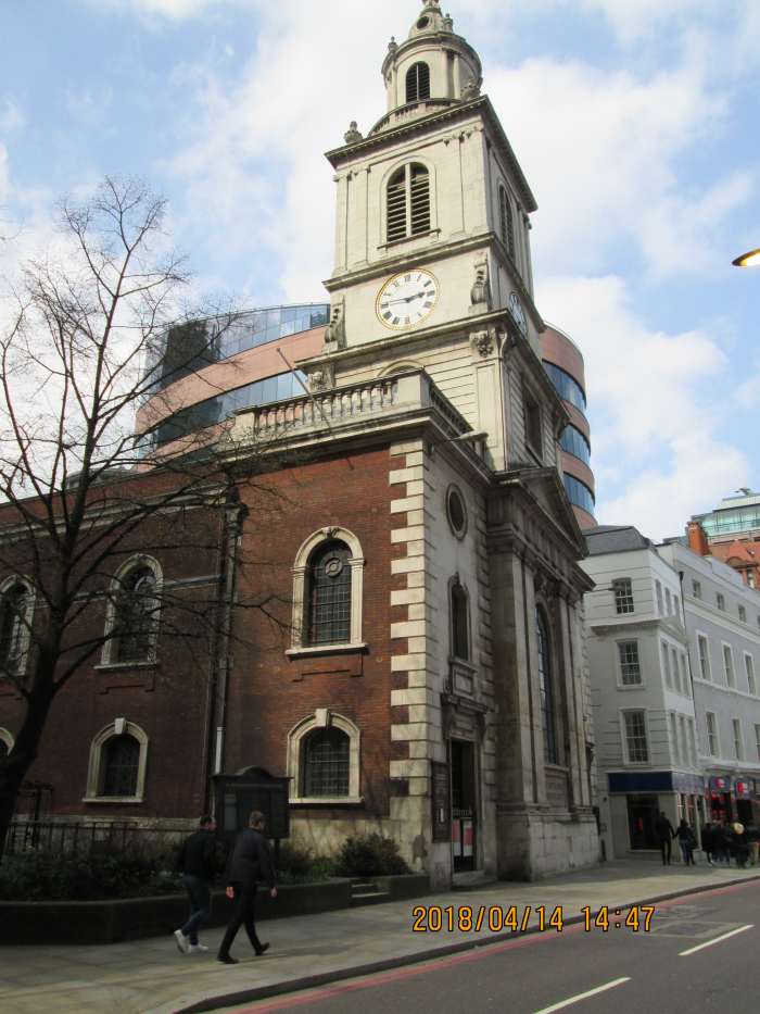 From the front, facing Bishopsgate, the church of St Botolph, patron saint of travellers - there are two other churches dedicated to him in the City, although only this one is a wren church. the other two sited near the city gates as was this one