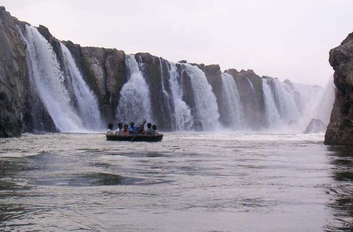 Coracle Ride near the Waterfalls