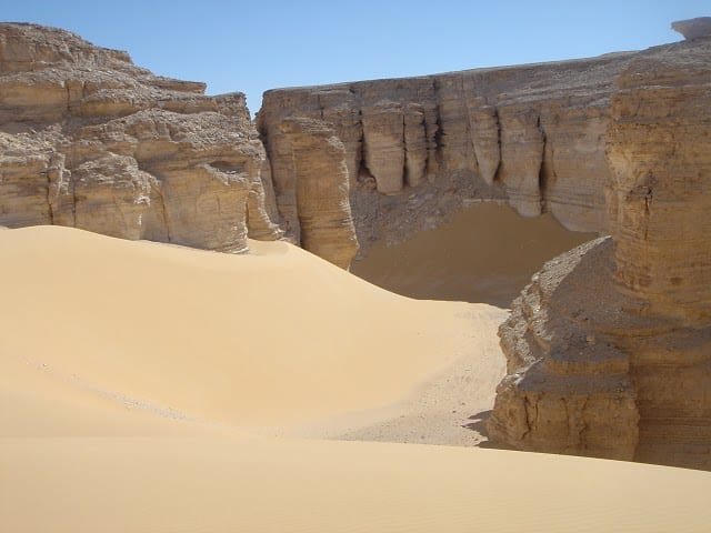 The Western Desert's Qattara depression is a tear dropped depression with 919 feet steep walls that ringed the edge of the battlefield.