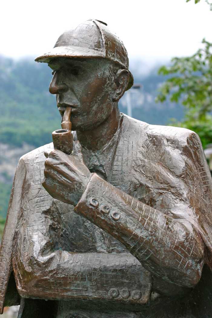 Statue of Sherlock Holmes