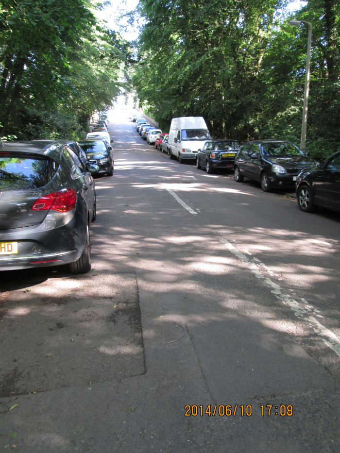 ... Then too soon it's back to civilisation. The posh part of Loughton lies over the rise. Big houses, driveways... new money
