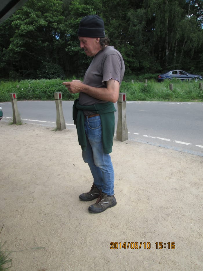'Tree Mark'. One of Carl's regulars, he's a 'tree surgeon' and all-round garden contractor. There's also 'Cycling Mark' (haven't seen him for a while) and 'pilot Mark', a commercial aviator - who also happens to be a dab hand at chess