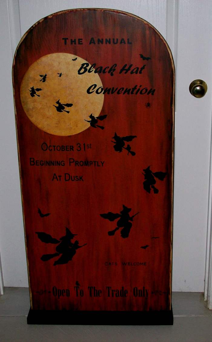 Large Halloween decoration painted by Patty Sypek
