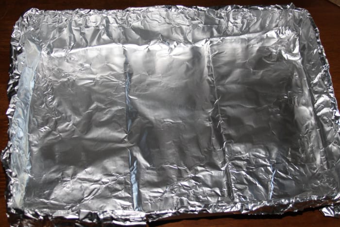 Quick & Easy Tray made from cardboard box and foil. A plastic tray would have been faster, but I didn't have one of the right size handy.
