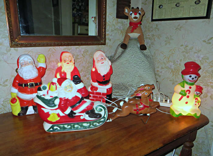 The making of Holiday Blow molds started in the 1940's by many American Plastic Companies. First the company artist would make a finished sculpture of his subject, & then a cast of the finished piece is made, & then the process of casting starts.