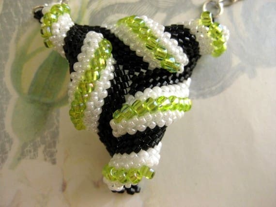 Take your peyote beadweaving to a whole new level with different sizes of beads. Have fun with different colors and bead finishes.