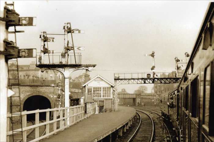 This is the same place in the 60's with steam still supreme - Falsgrave also controlled access from the Whitby branch (through the tunnel on the left). Beyond the tunnel was Gallows Close Yard with its own box that also controlled the Whitby branch