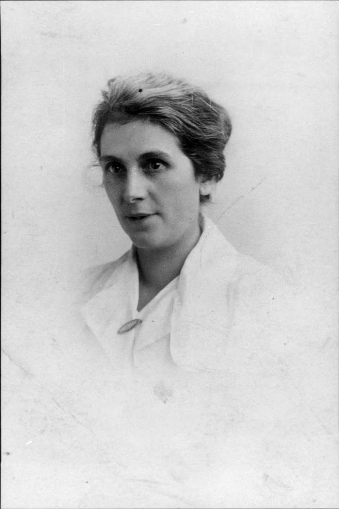 My grandad Frank Trigg's Auntie Mary, his mother's sister, who lived on Midland View, Leeds, in the early 20th century. Her son was killed in WWI.