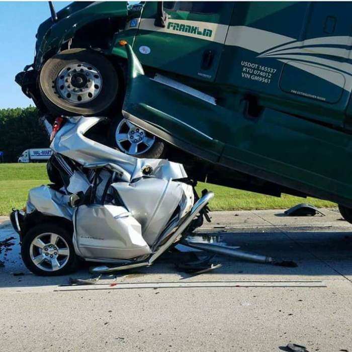 One of many road accidents in South Africa during the Festive Season 2016