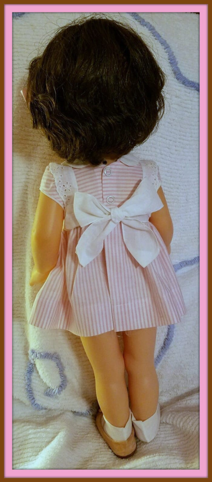 What a nice think head of hair this 1961 Chatty Cathy has. they just do not make dolls like this anymore.