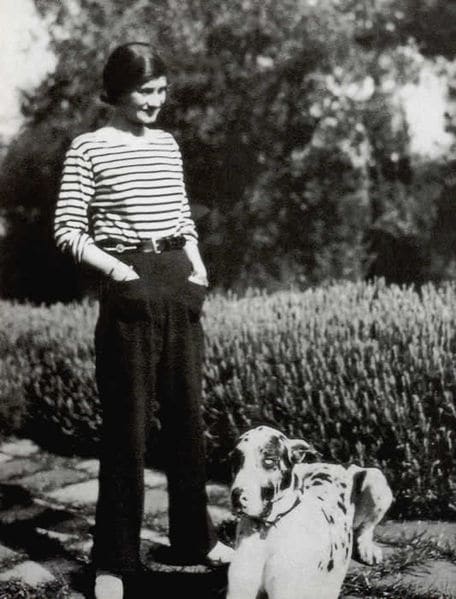 The Chanel trademark look was of youthful ease, liberated physicality, and unencumbered sportive confidence.