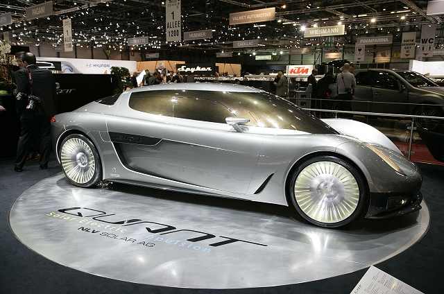 Solar Electric car, Quant NLV Solar AG Electric Car- It is still presented as a Concept Car-, with some aerodynamic features and windows designed for maximum sunlight intake and this offers the slick look of the car design.