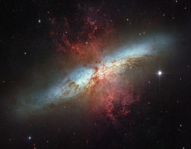 Starburst Galaxy, Messier 82(M82) taken today: Scientists now think that this vigorous phase of star formation is brief