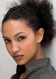 (1) Many successful Black men view light-skinned Black women as more genteel and refined.They are viewed as symbols of upward mobility.
