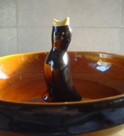 Pie birds are cute and collectable. They make wonderful gifts for cooks. You can find Limoges porcelain pie birds too.