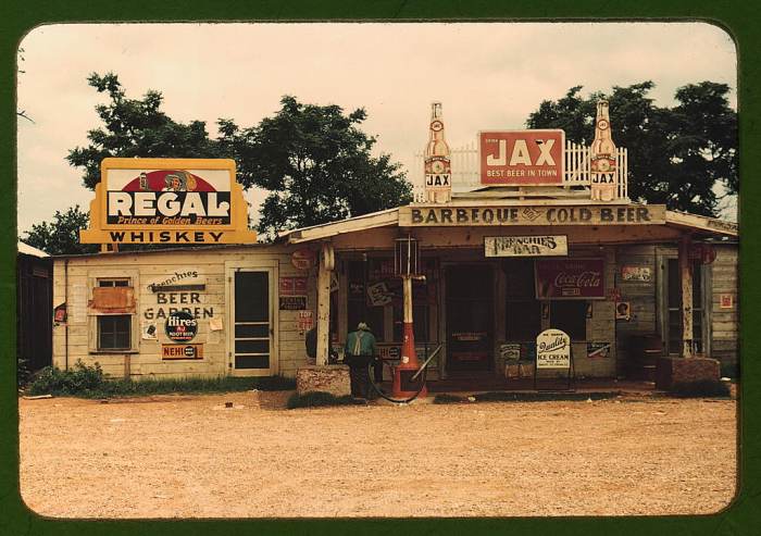 This 1940 photo in Melrose Louisiana shows a full service facility. Signs indicate that it was a grocery store, juke joint, a gas station, and a beer garden. They also sold "Dental Snuff" whatever that was.