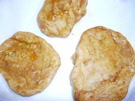 Doubles are a very popular "street food", sold by vendors in the twin island country of Trinidad and Tobago. In Trinidad and Tobago, it is also very common for families to cook doubles for themselves at home. Doubles are such a delicious food.