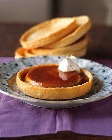 Martha Stewart's Pumpkin Flan is a daring way to spice up your take on this year's pumpkin pie!