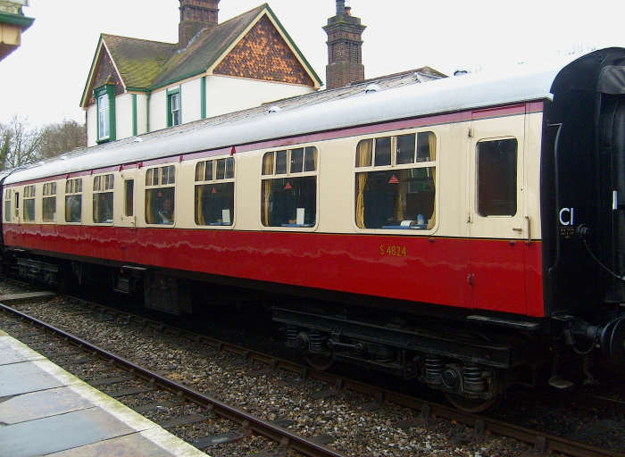 Crimson & Cream Mark 1 stock - Southern. In 1948 new and old stock received uniform crimson & cream paint scheme, later Southern and Western regions reverted to pre-Nationalisation colour scheme, Southern to green, Western to coffee and cream,