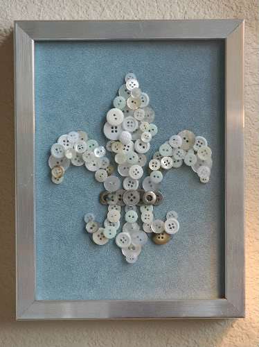 Fleur de lis button art